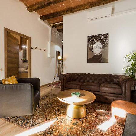 Magalhaes - Trad Flat In Poble Sec, Near Ramblas Барселона Экстерьер фото