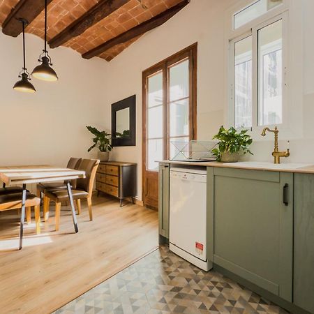 Magalhaes - Trad Flat In Poble Sec, Near Ramblas Барселона Экстерьер фото