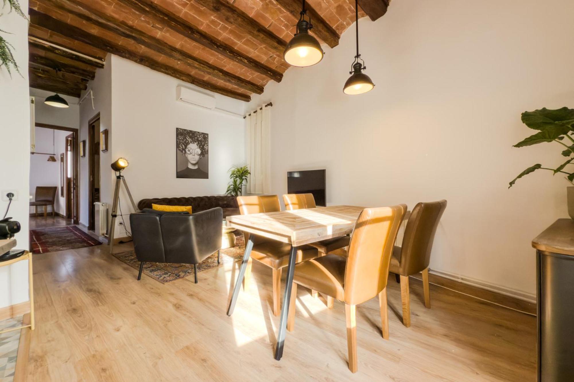 Magalhaes - Trad Flat In Poble Sec, Near Ramblas Барселона Экстерьер фото
