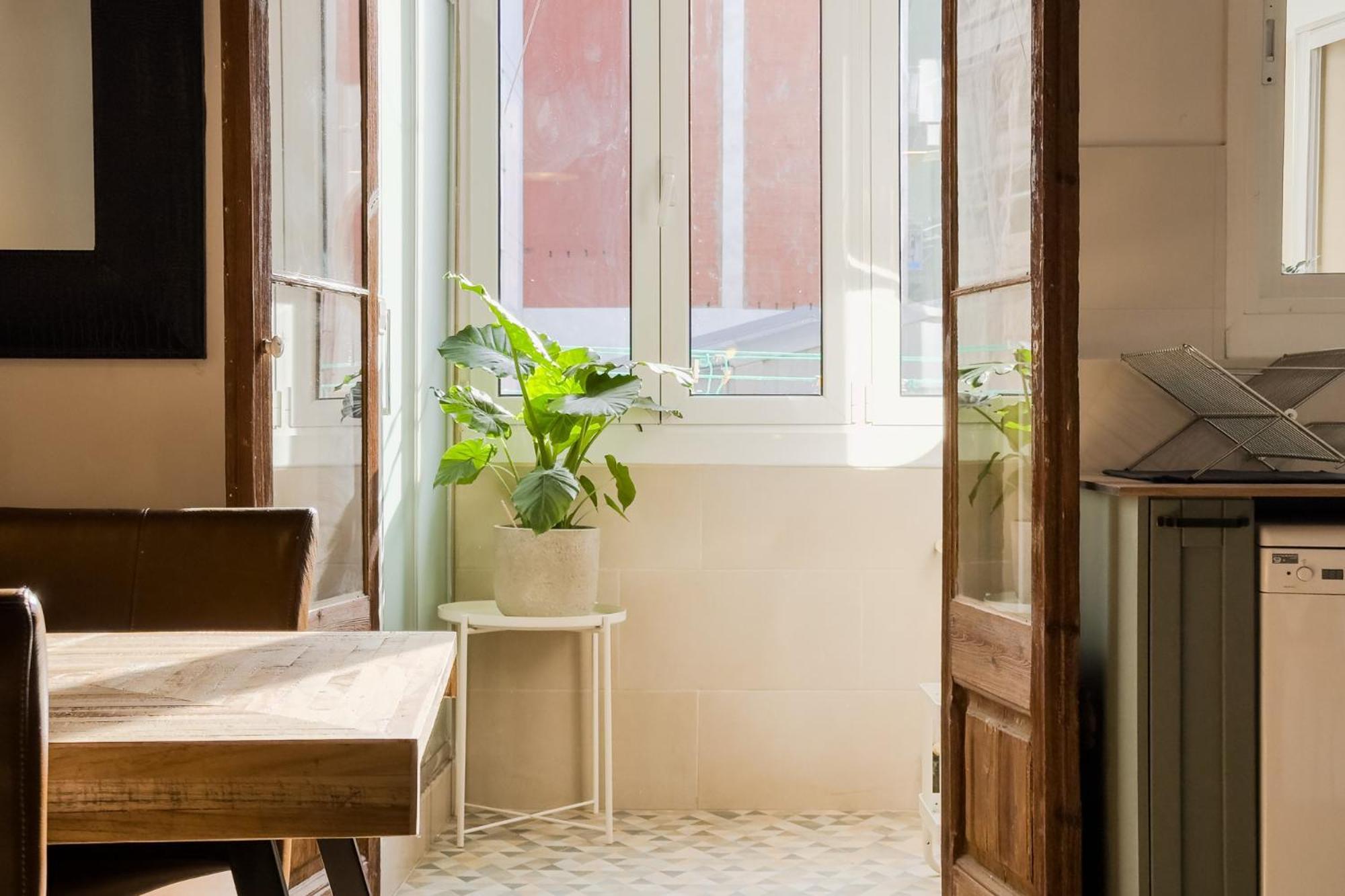 Magalhaes - Trad Flat In Poble Sec, Near Ramblas Барселона Экстерьер фото